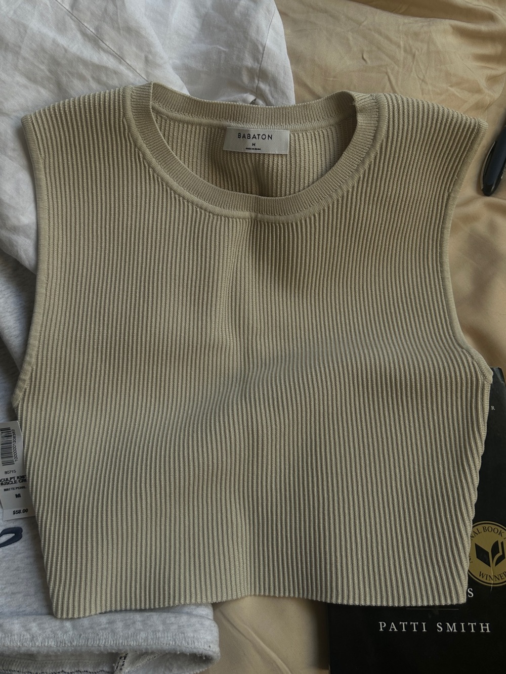 Aritzia Babaton muscle tank cropped - Picture 3 of 4